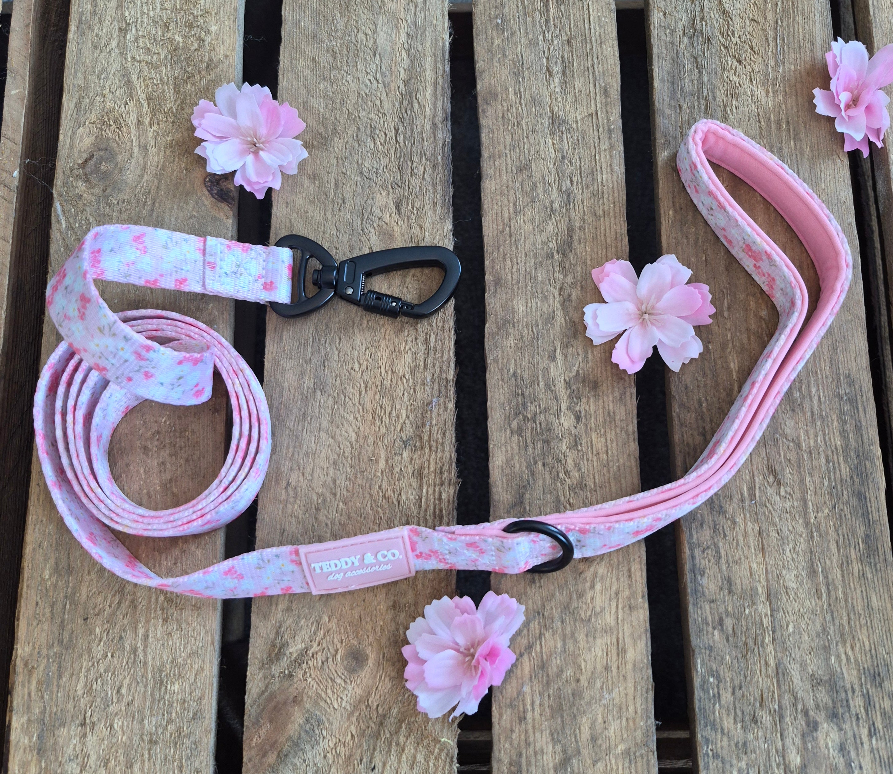 Lead - The Blossom Collection